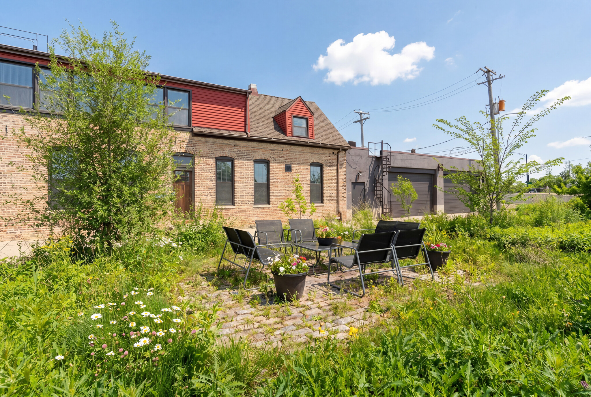 2331 N Elston Ct, Chicago, IL for Sale
