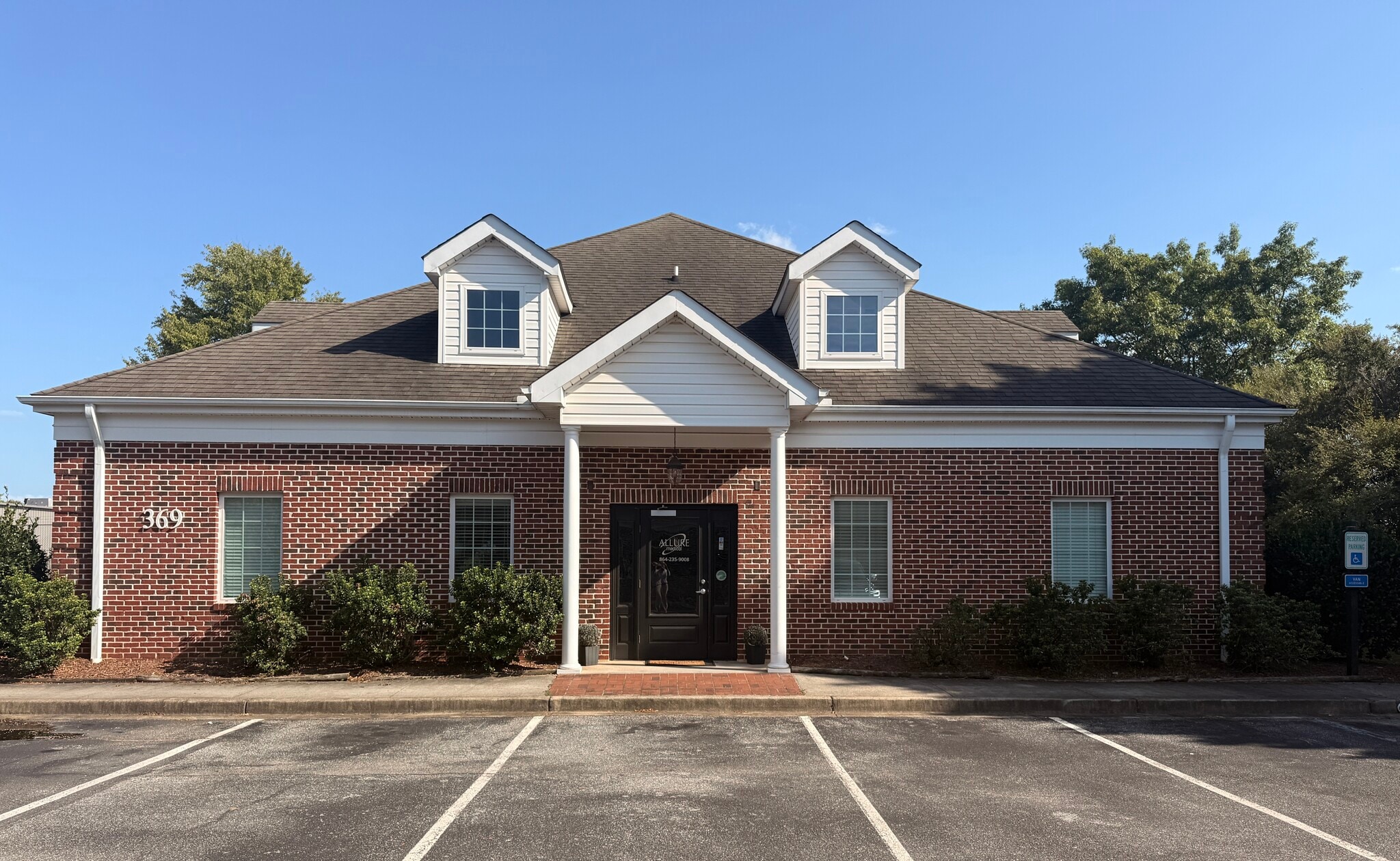 369 Halton Rd, Greenville, SC for Sale