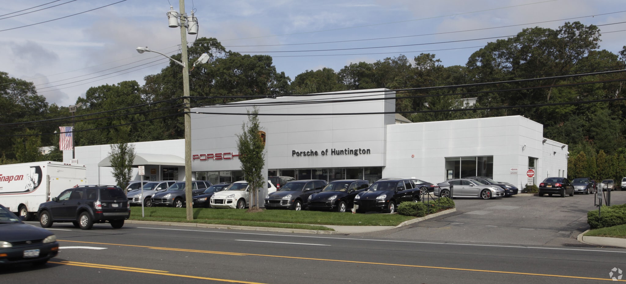 855 E Jericho Tpke, Huntington Station, NY for Rent