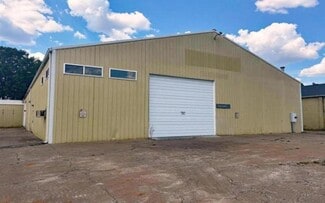 Bowling Green, KY Flex - 2737 Pioneer Dr Bowling Green, KY Flex - 2737 Pioneer Dr