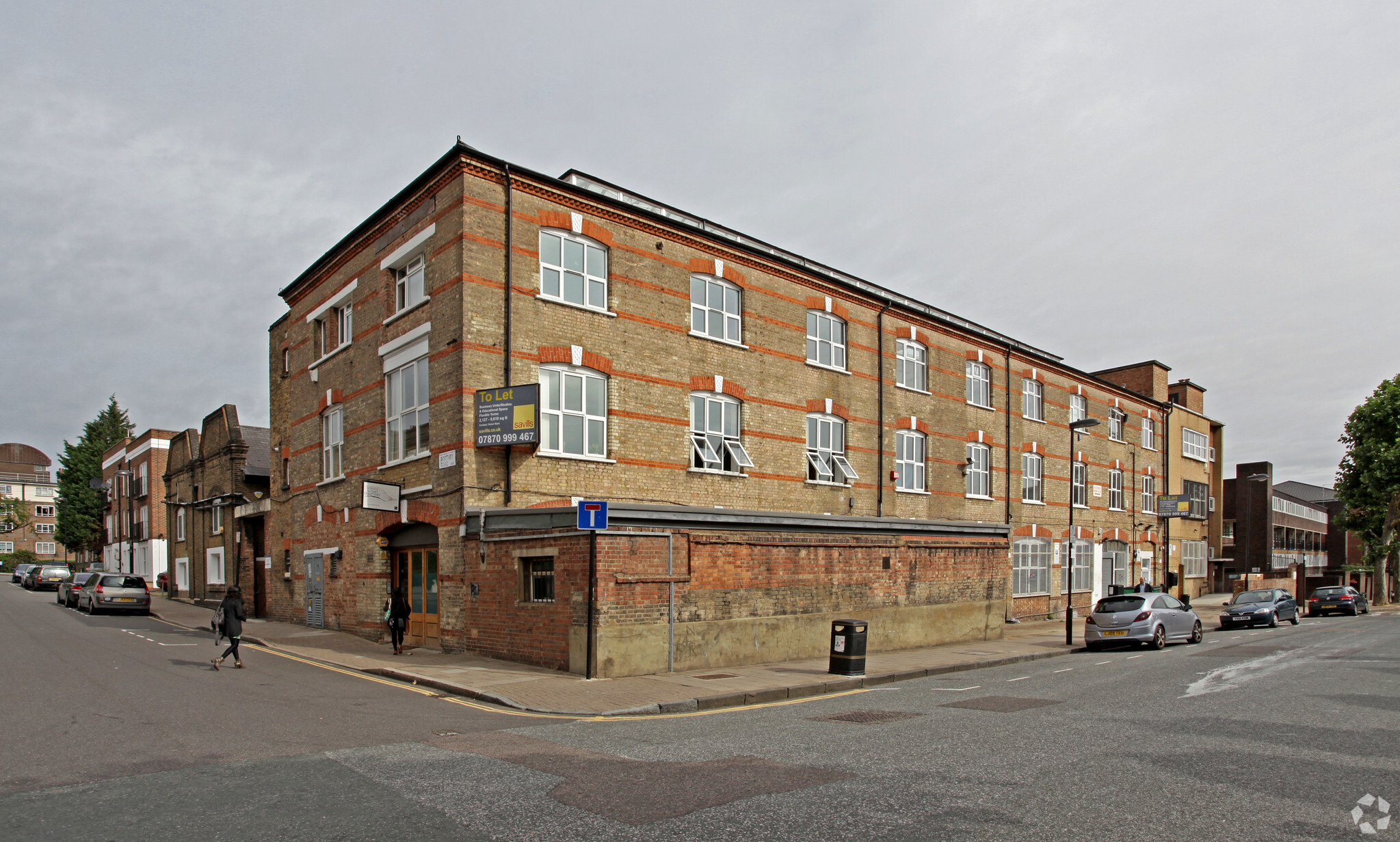 9-15 Elthorne Rd, London, LND for Rent