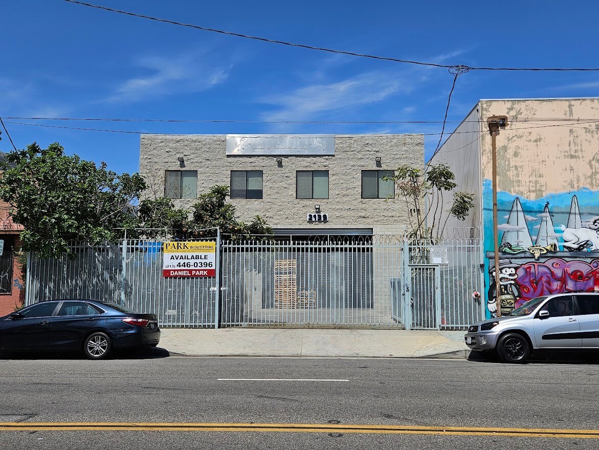 2139 S Los Angeles St, Los Angeles, CA for Rent