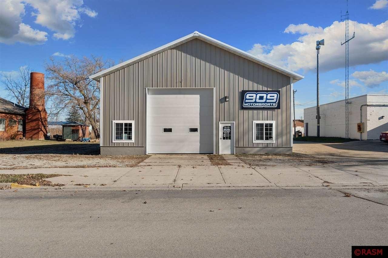 213 Broadway Ave N, New Richland, MN for Sale