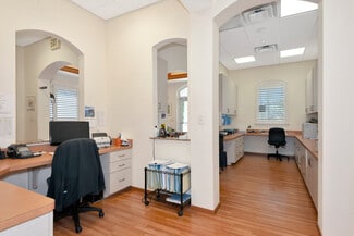 Venice, FL Office/Medical - 1041 Ridgewood Ave Venice, FL Office/Medical - 1041 Ridgewood Ave