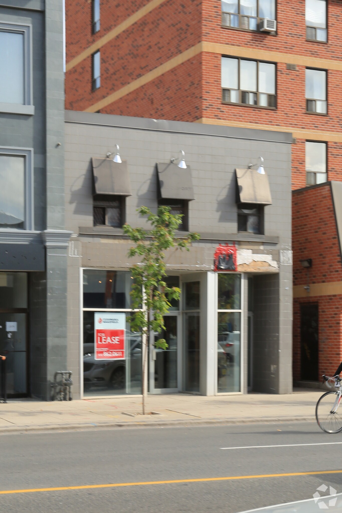 2577 Yonge St, Toronto, ON for Rent
