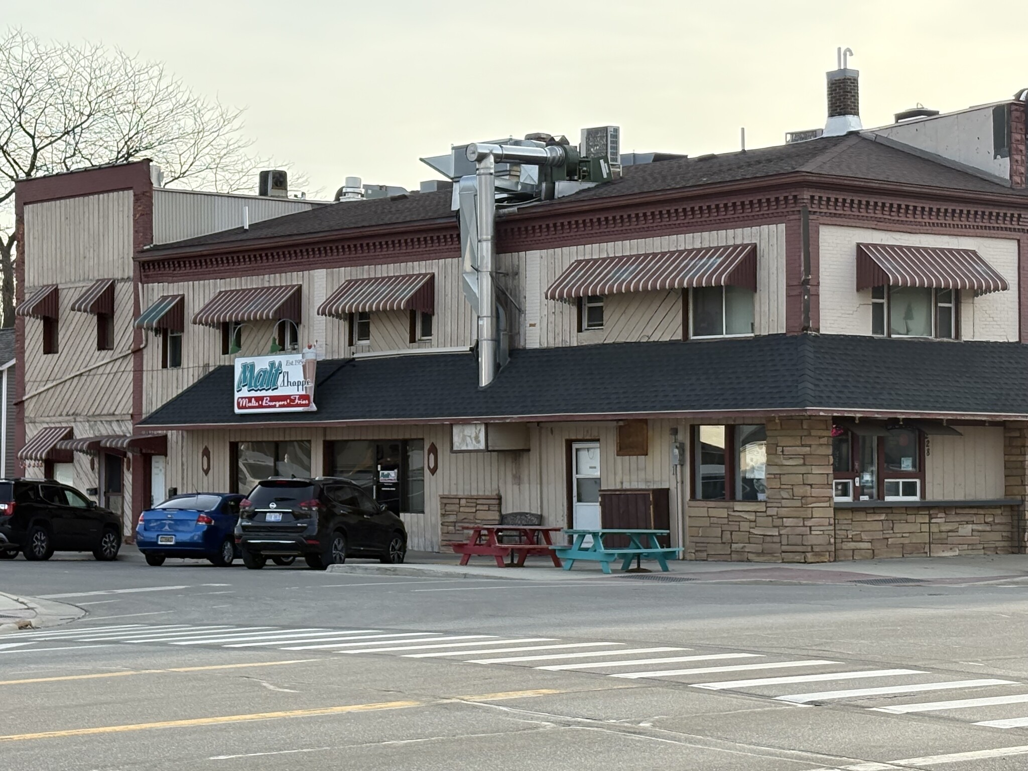 228 W Broad St, Chesaning, MI for Sale
