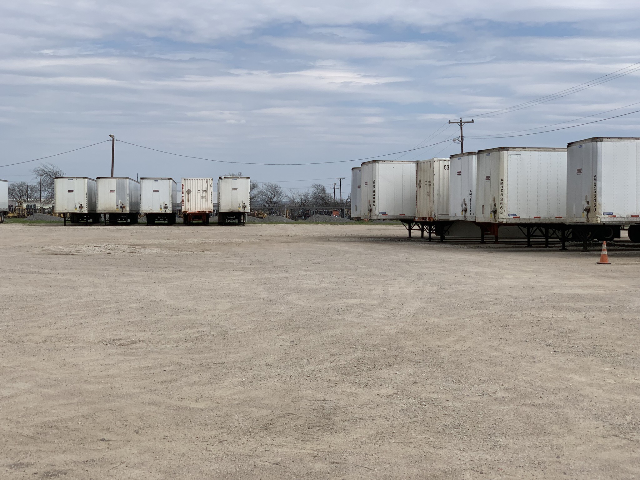 1815 E Hicks Field Rd, Fort Worth, TX for Rent
