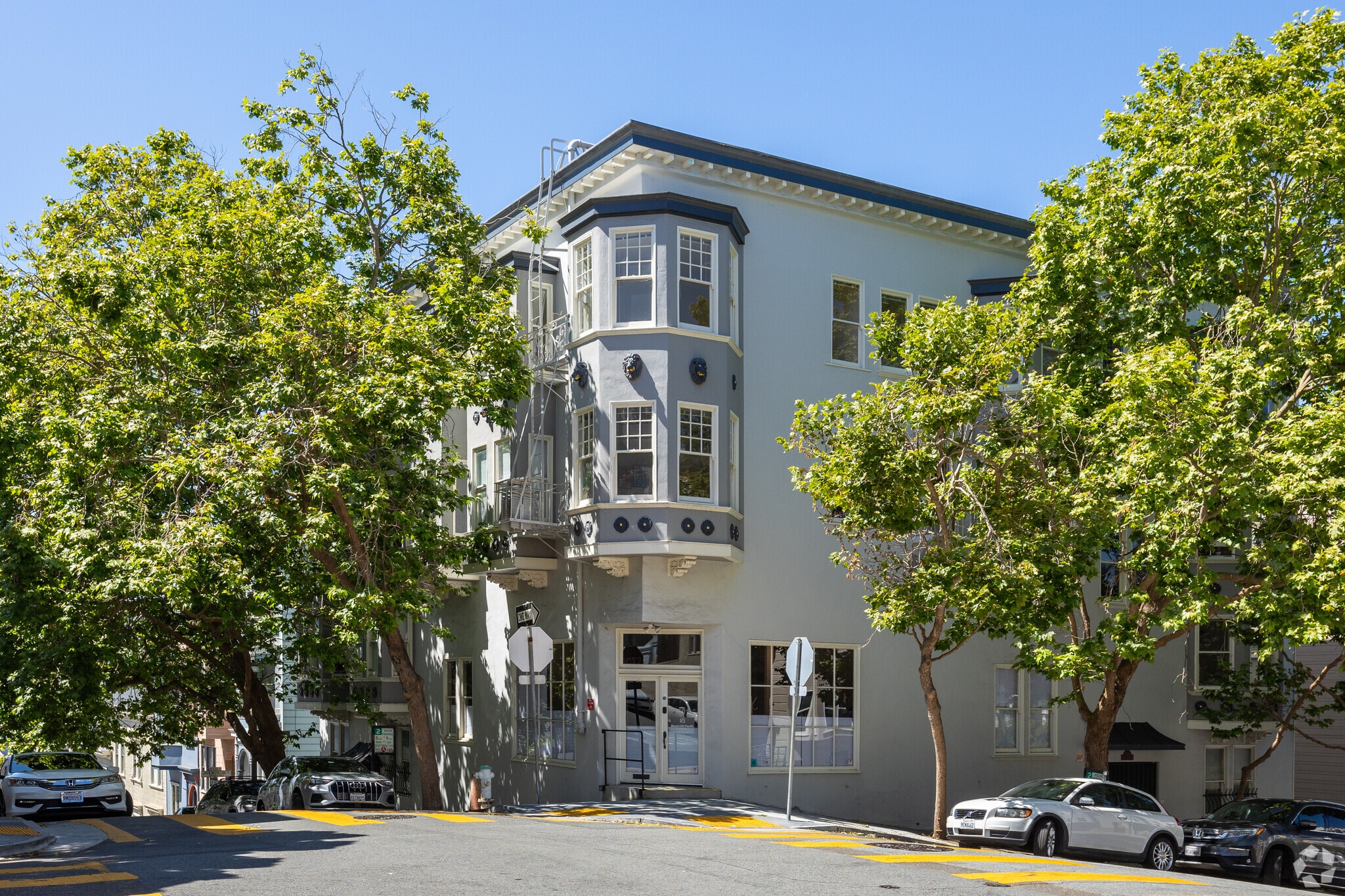 1653-1667 Grant Ave, San Francisco, CA for Rent