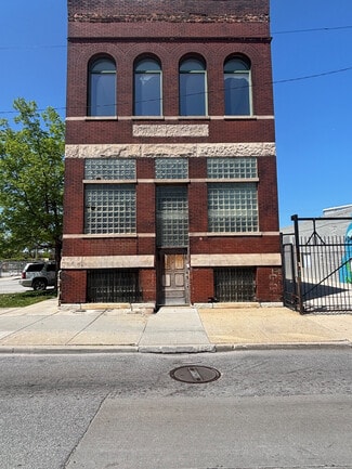 Chicago, IL Office - 1312 W North Ave
