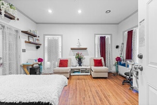 Woodville, TX Specialty - 304 W Wheat St