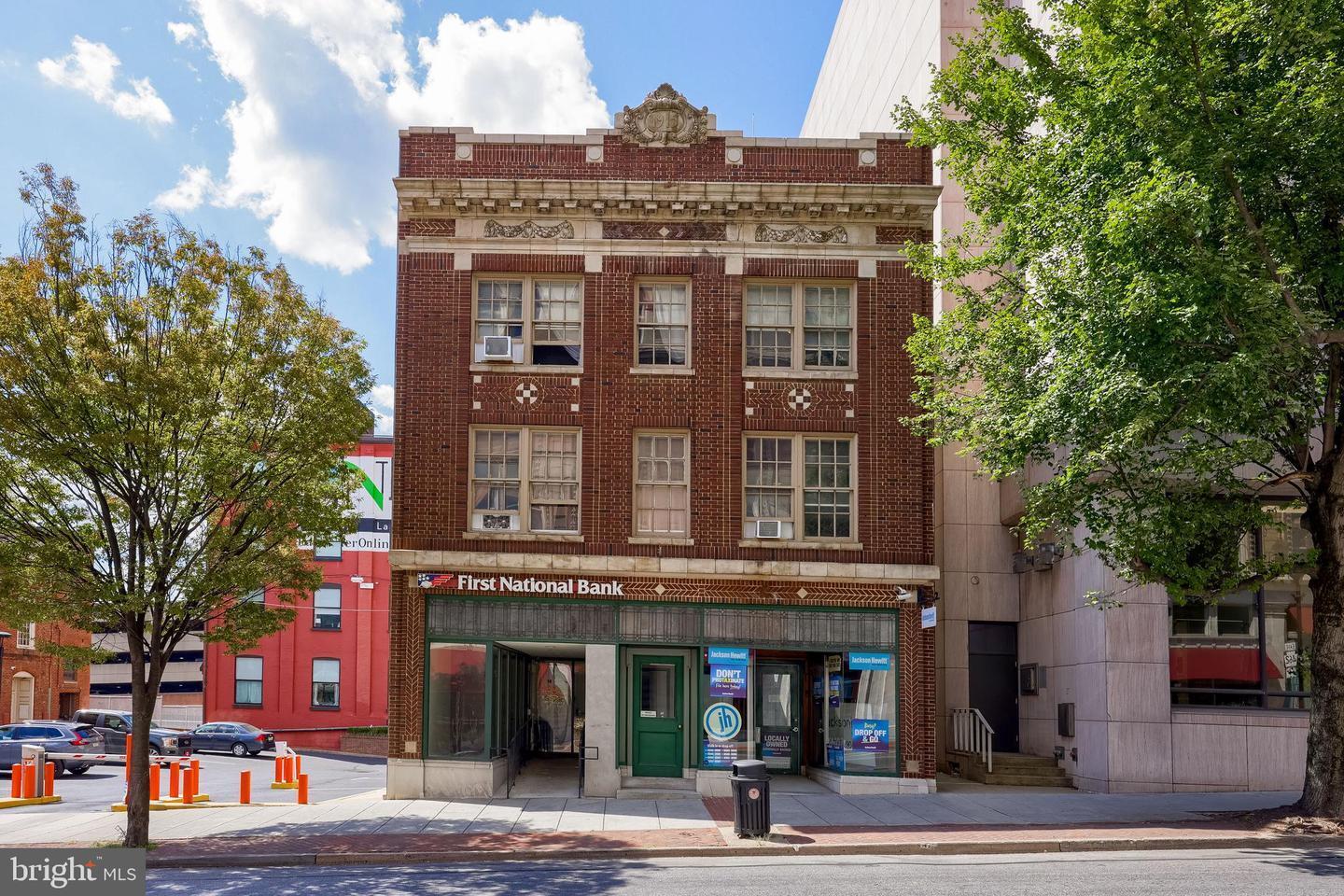 12 S Queen St, Lancaster, PA for Sale