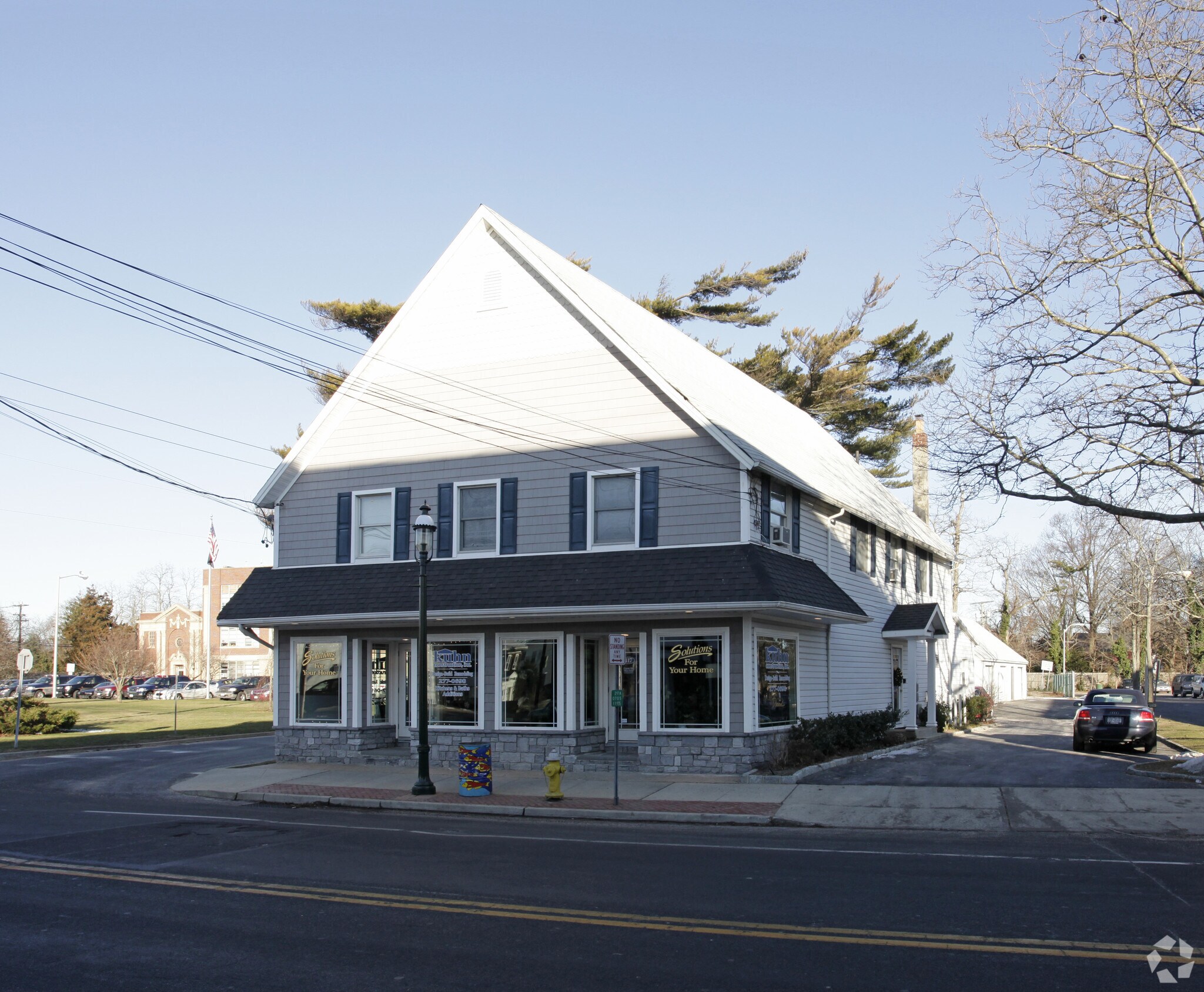 417 Main St, Islip, NY for Rent