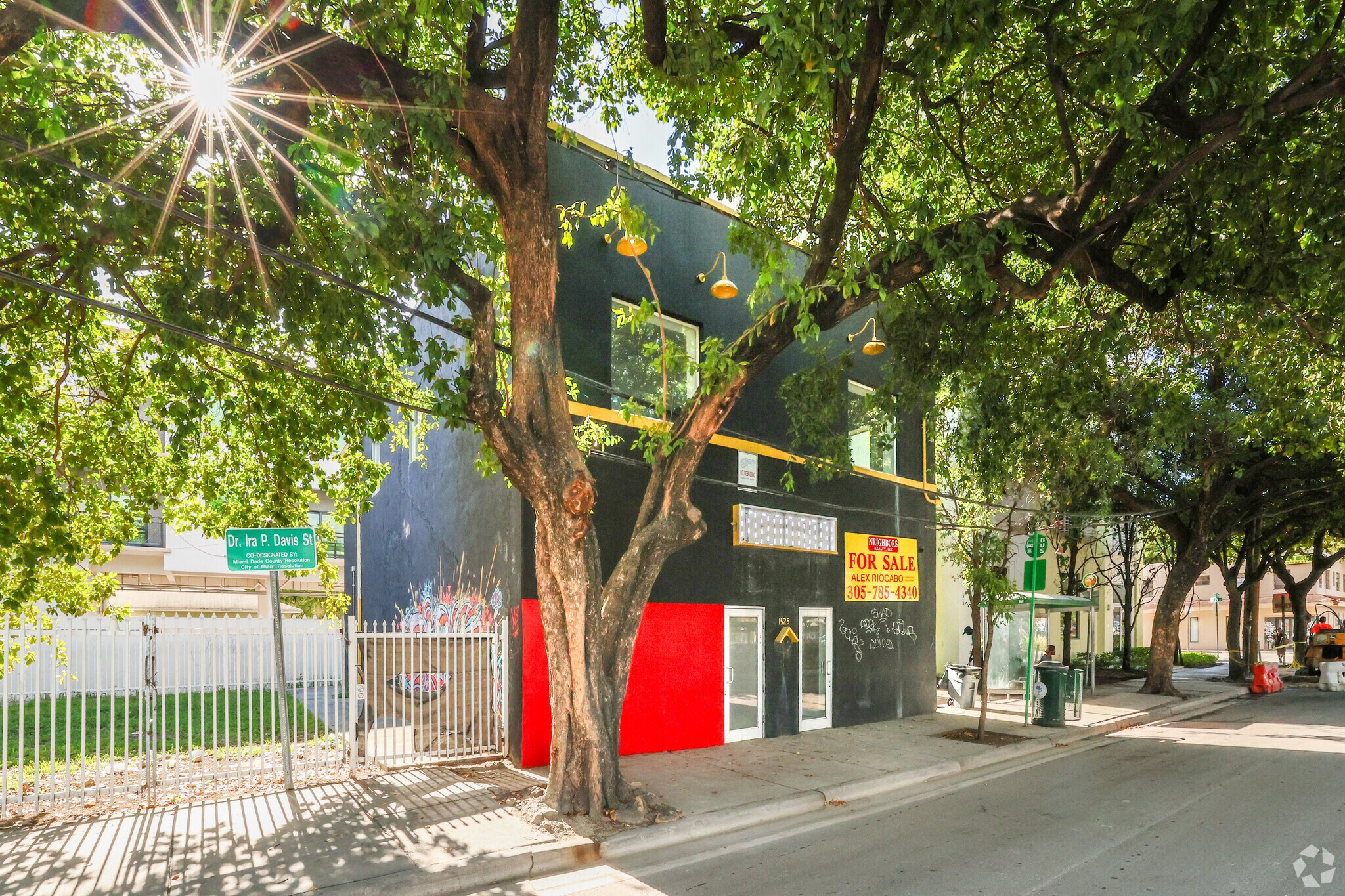 1525 NW 3rd Ave, Miami, FL for Sale
