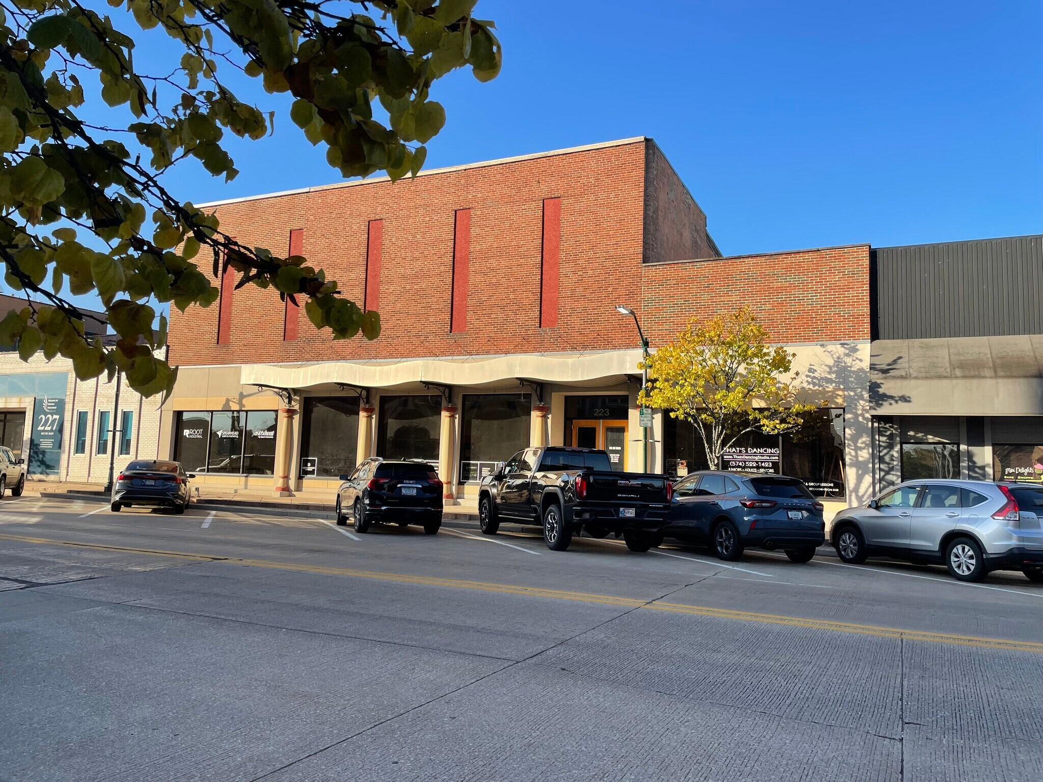 223 S Main St, Elkhart, IN for Rent