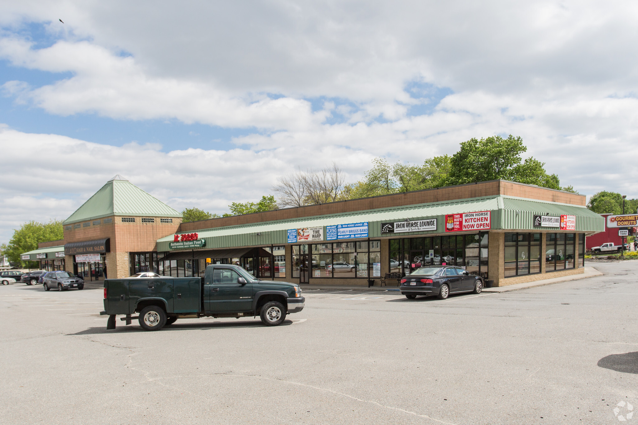 19-49 Airport Rd, Fitchburg, MA for Rent