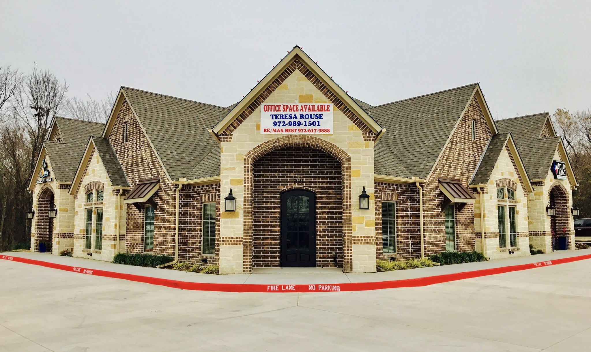 3000 N Highway 77, Waxahachie, TX for Rent
