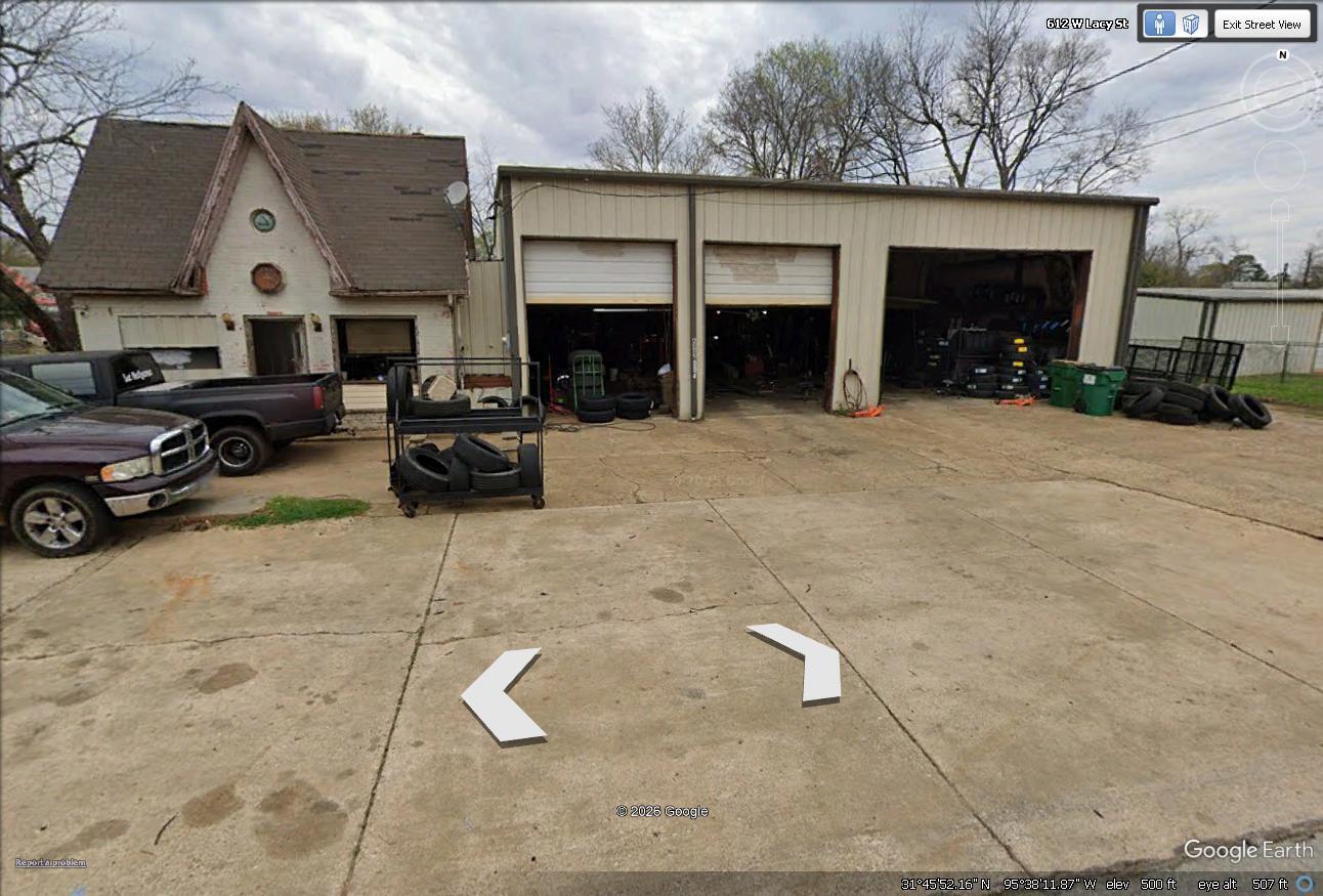 613 Lacy St, Palestine, TX for Sale