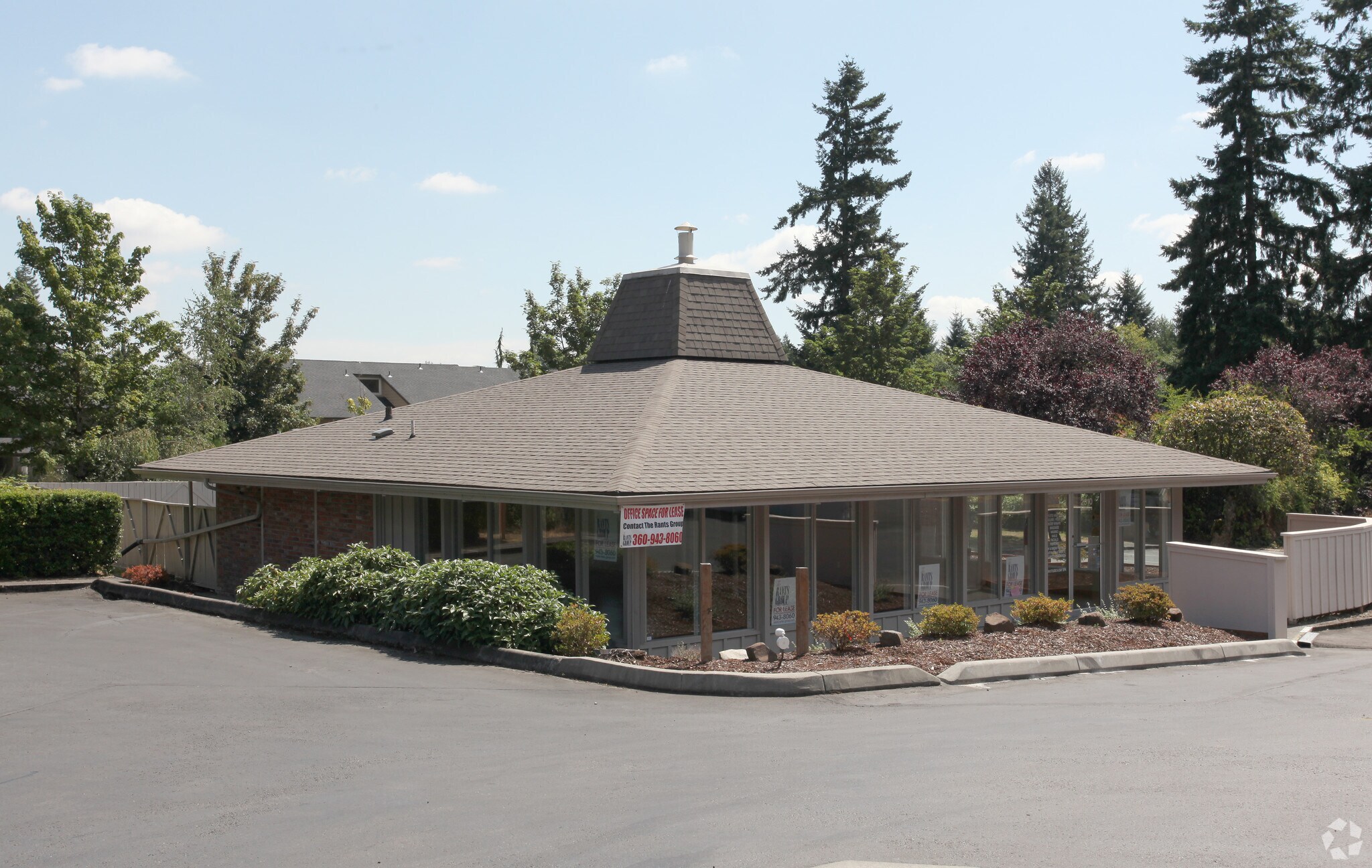 2010 Black Lake Blvd SW Olympia, WA 98512 Retail Property for Lease