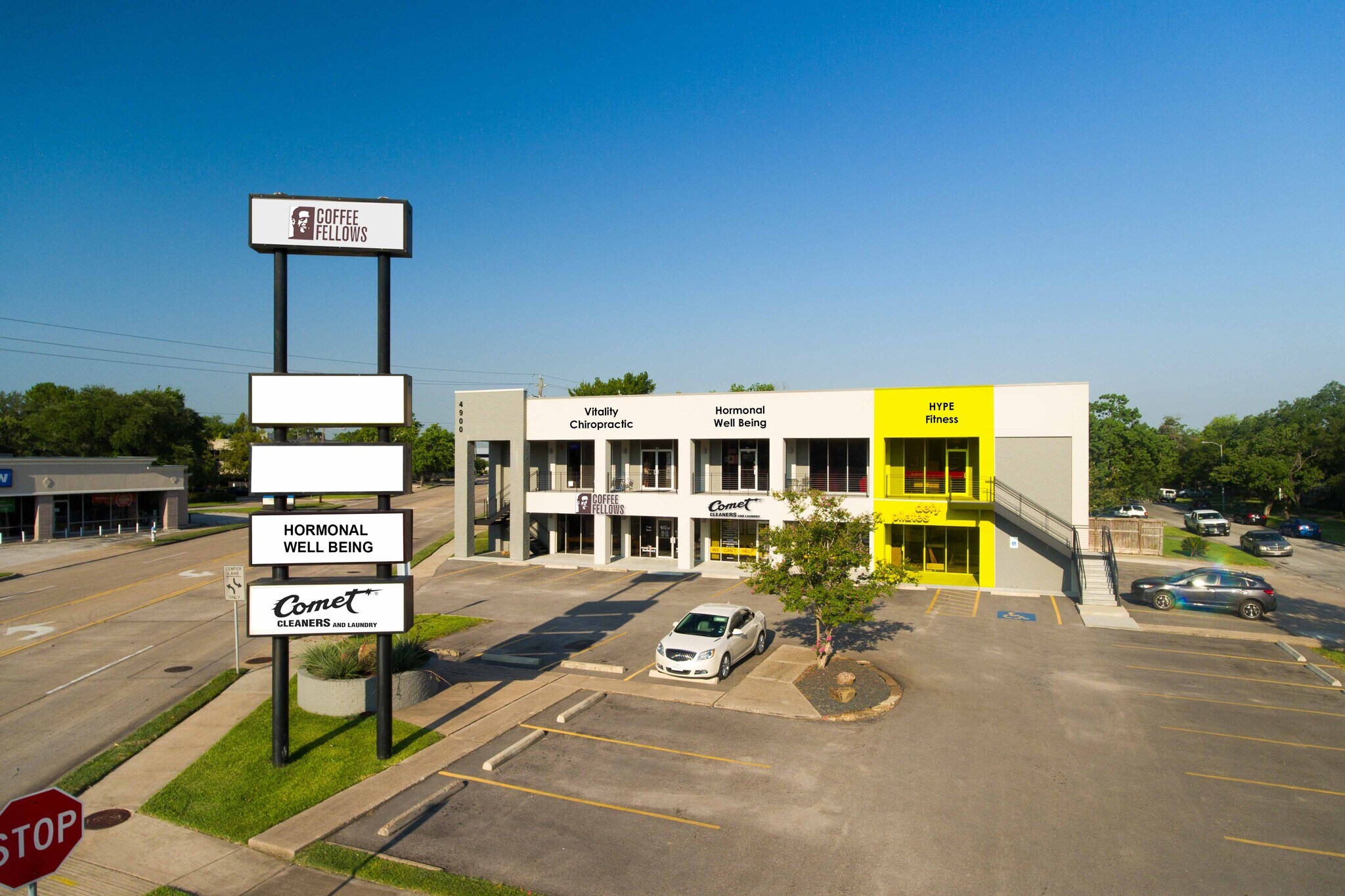4900 Bissonnet St, Bellaire, TX for Rent