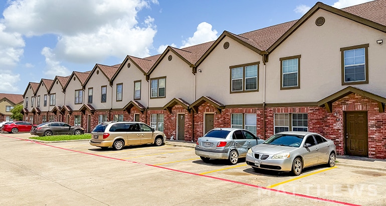 3500 Turtle Creek Dr, Port Arthur, TX for Sale