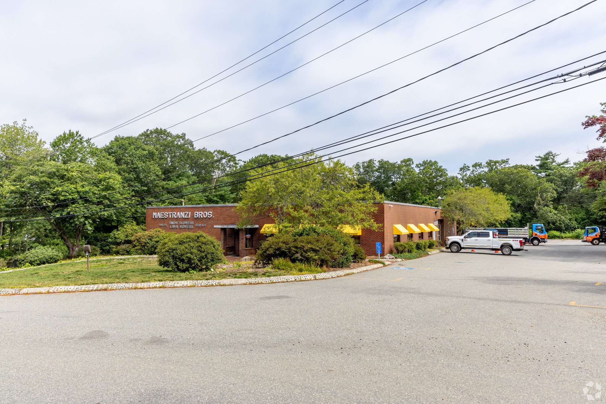 58 Dunham Rd, Beverly, MA for Rent