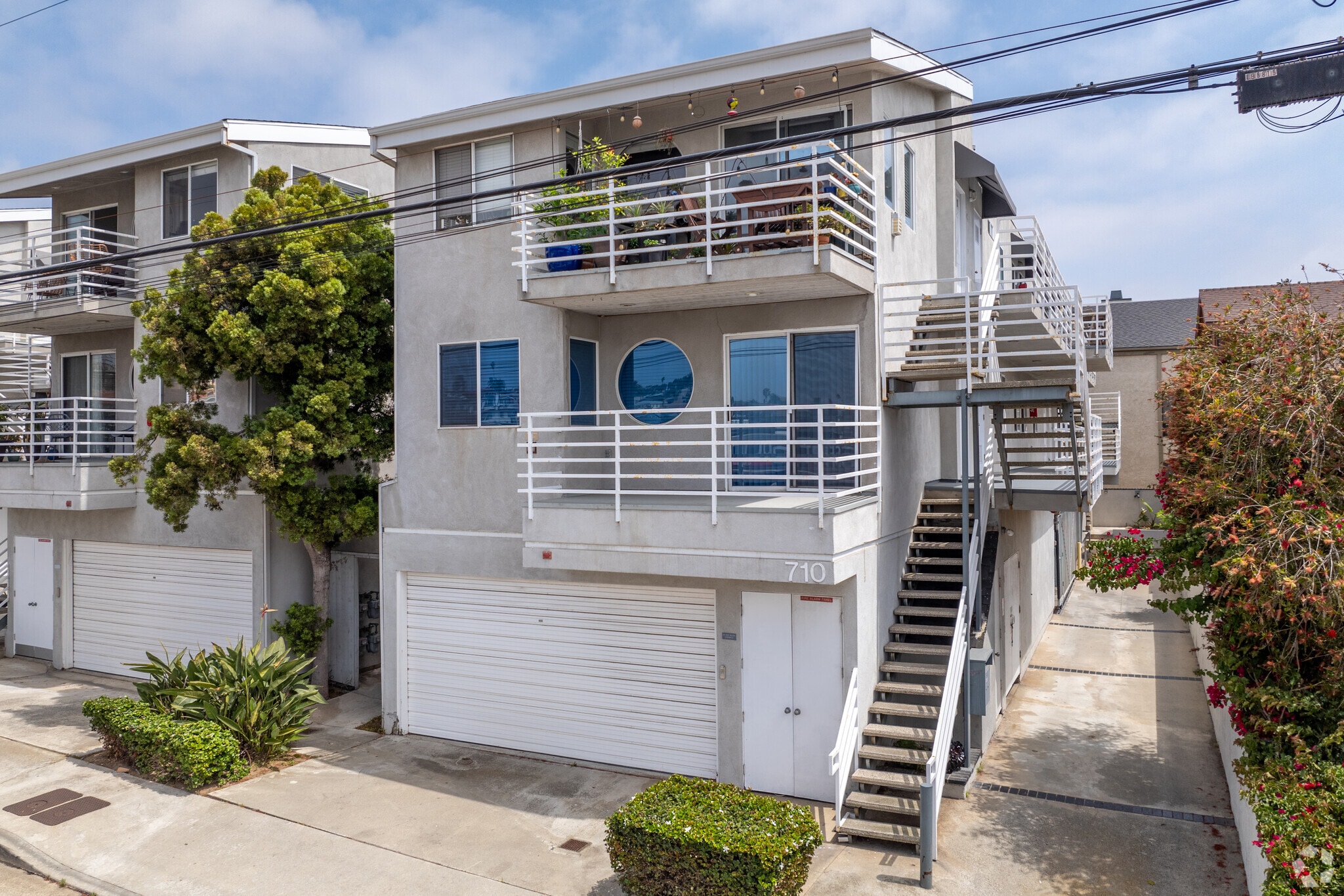 718 5th St, Hermosa Beach, CA for Sale