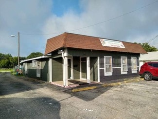 San Antonio, TX Retail - 7036 US Highway 87