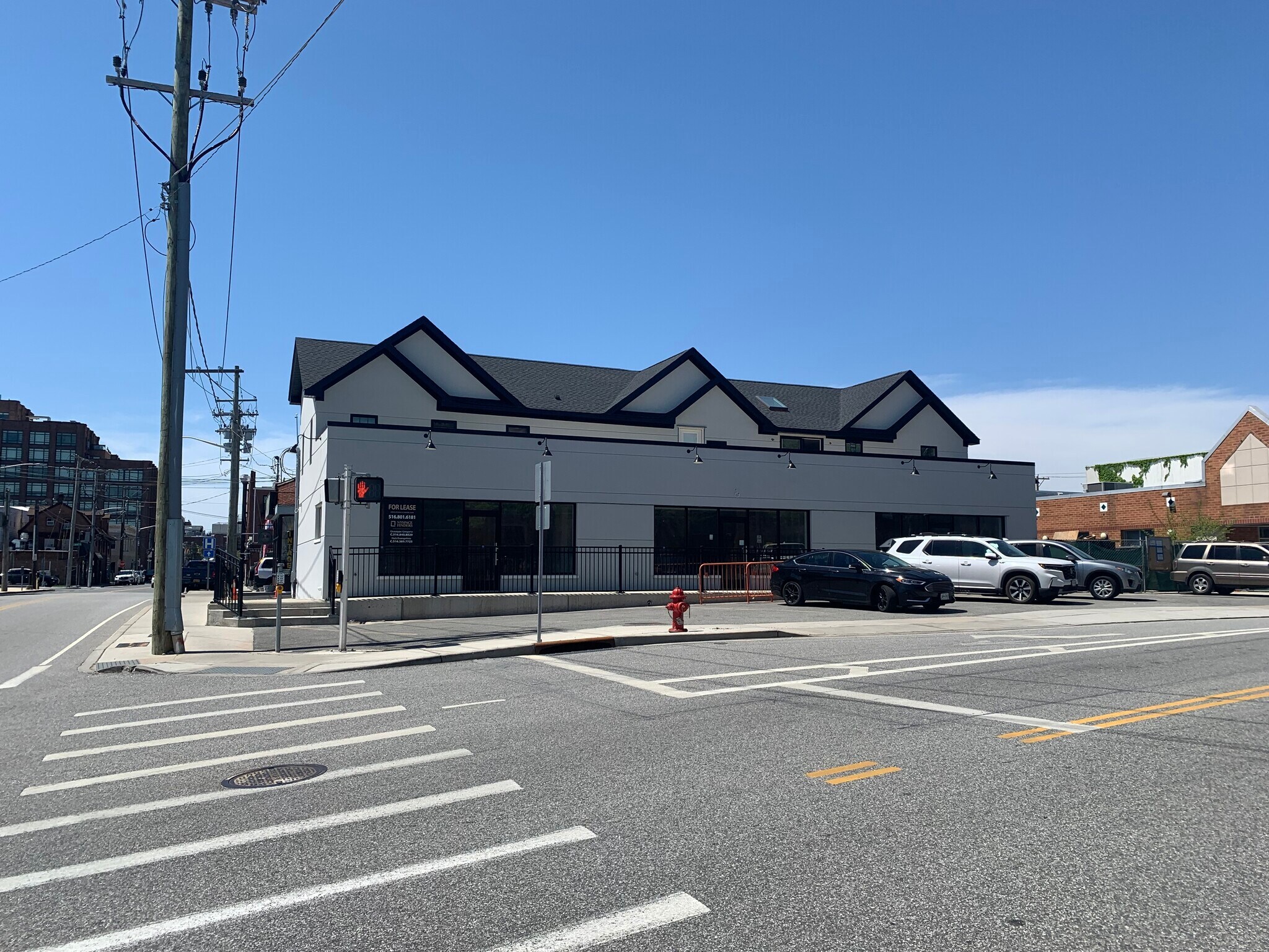 144 2nd St, Mineola, NY for Rent