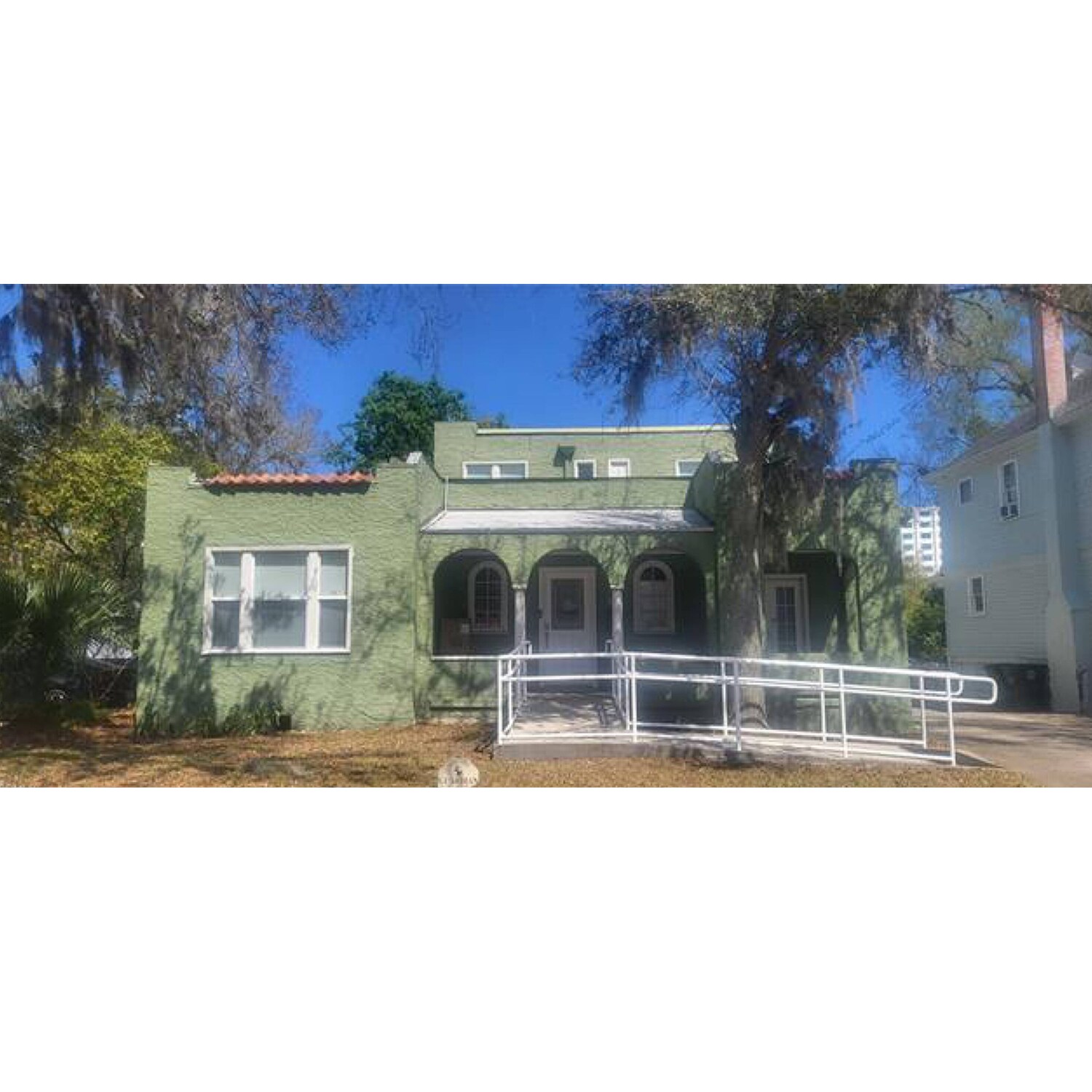 519 S Ridgewood Ave, Daytona Beach, FL for Sale