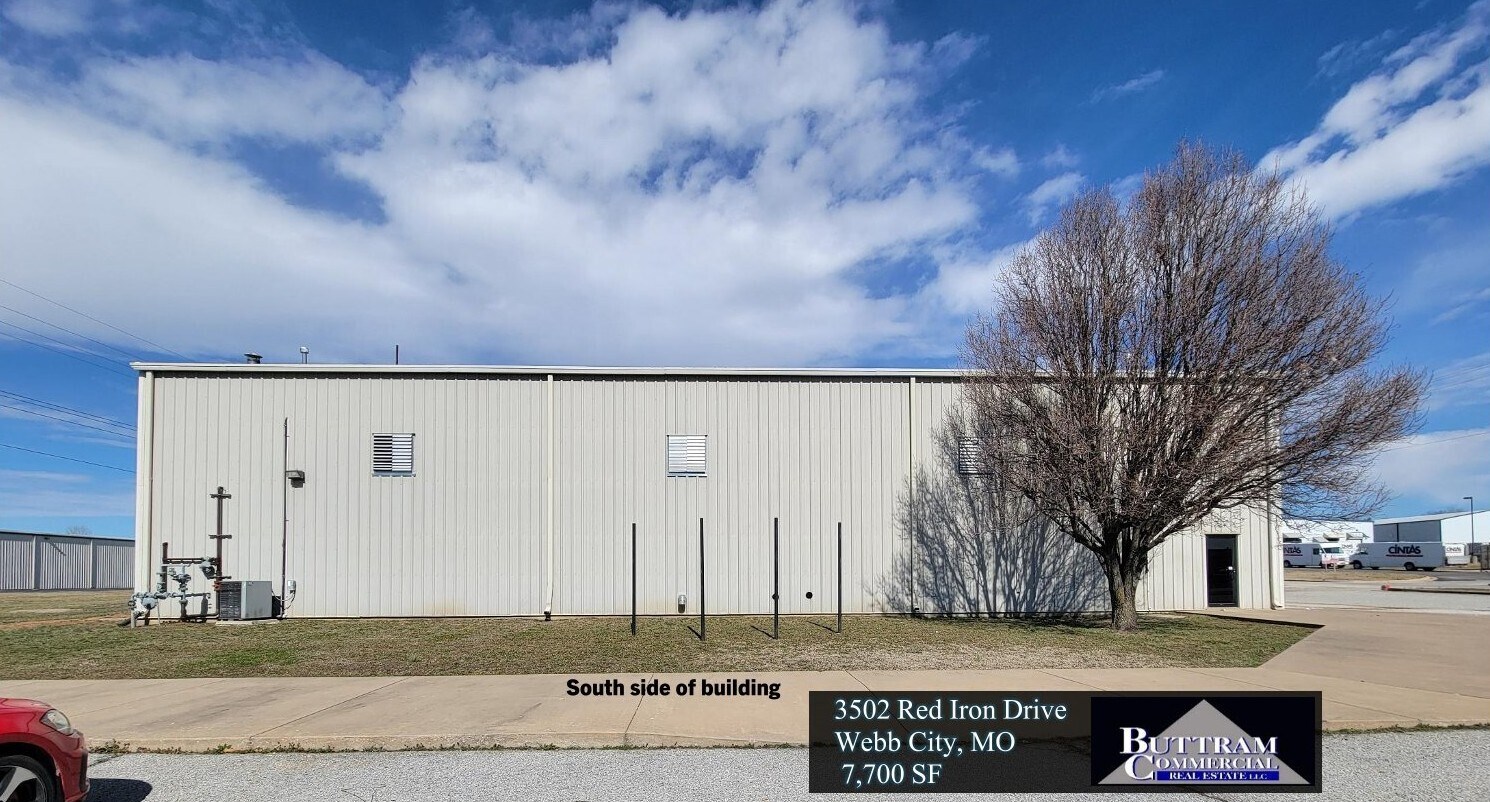 3502 Red Iron Dr, Webb City, MO for Sale