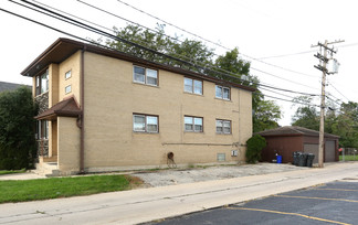 Lyons, IL Apartments - 3940 Center Ave