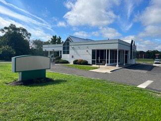 Beverly, NJ Bank - 1149 Cooper St