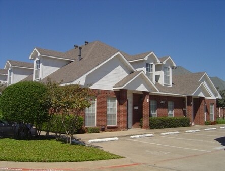 2617 Bolton Boone Dr, DeSoto, TX for Rent