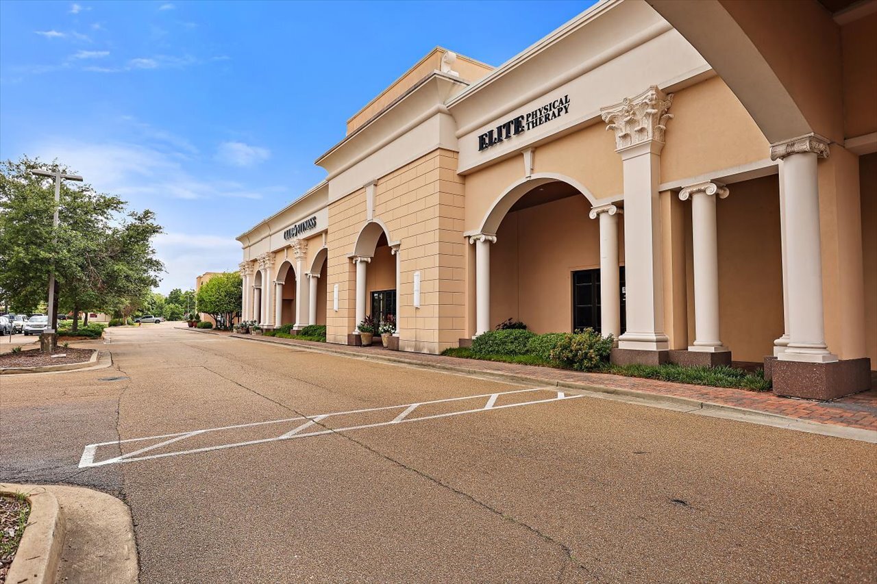 1020-1038 Highway 51, Madison, MS for Rent