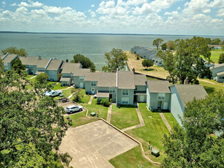 Livingston, TX Apartments - 100 Edgewater Dr