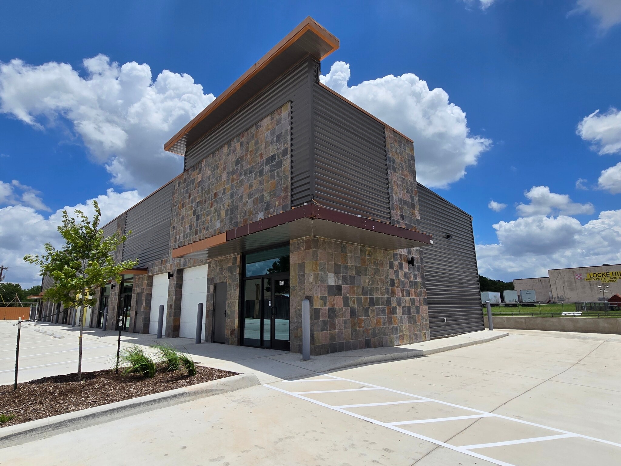 9850 Huebner Rd, San Antonio, TX for Rent