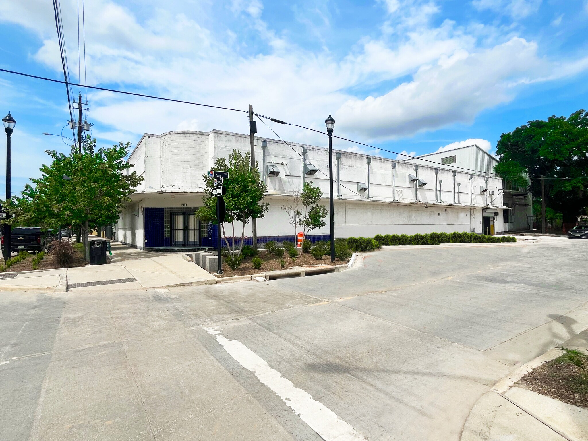 2902 Caroline St, Houston, TX for Sale