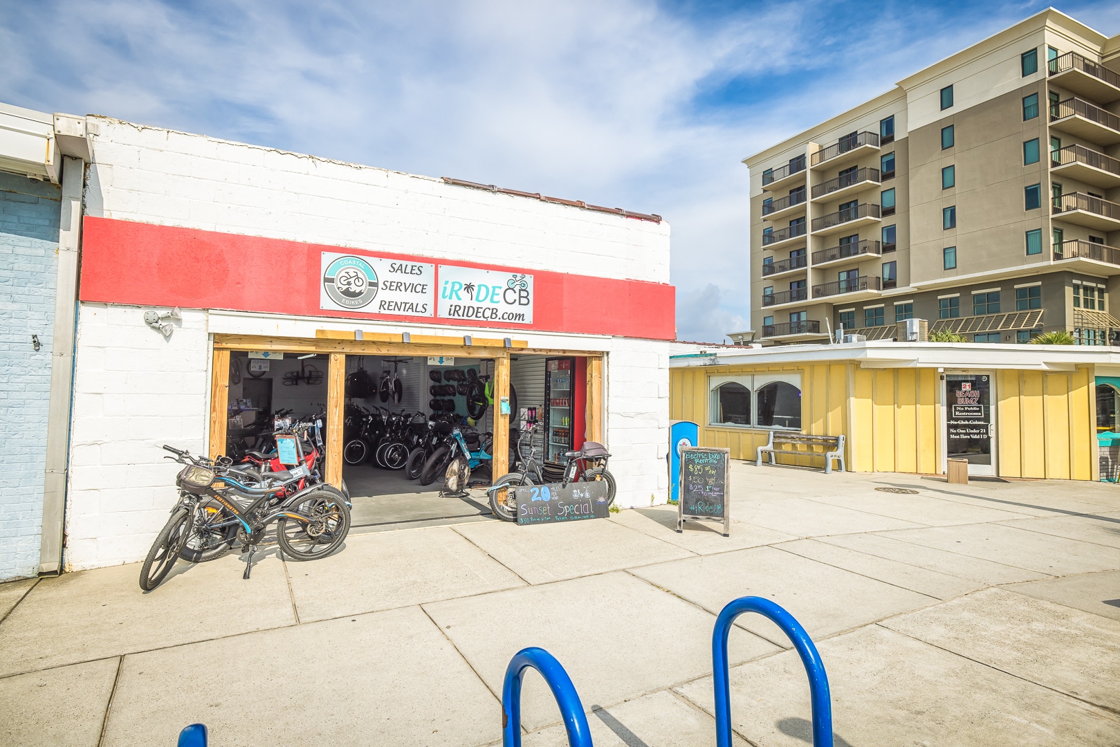12 N Pavilion Ave Carolina Beach, NC 28428 Retail Property for Sale on