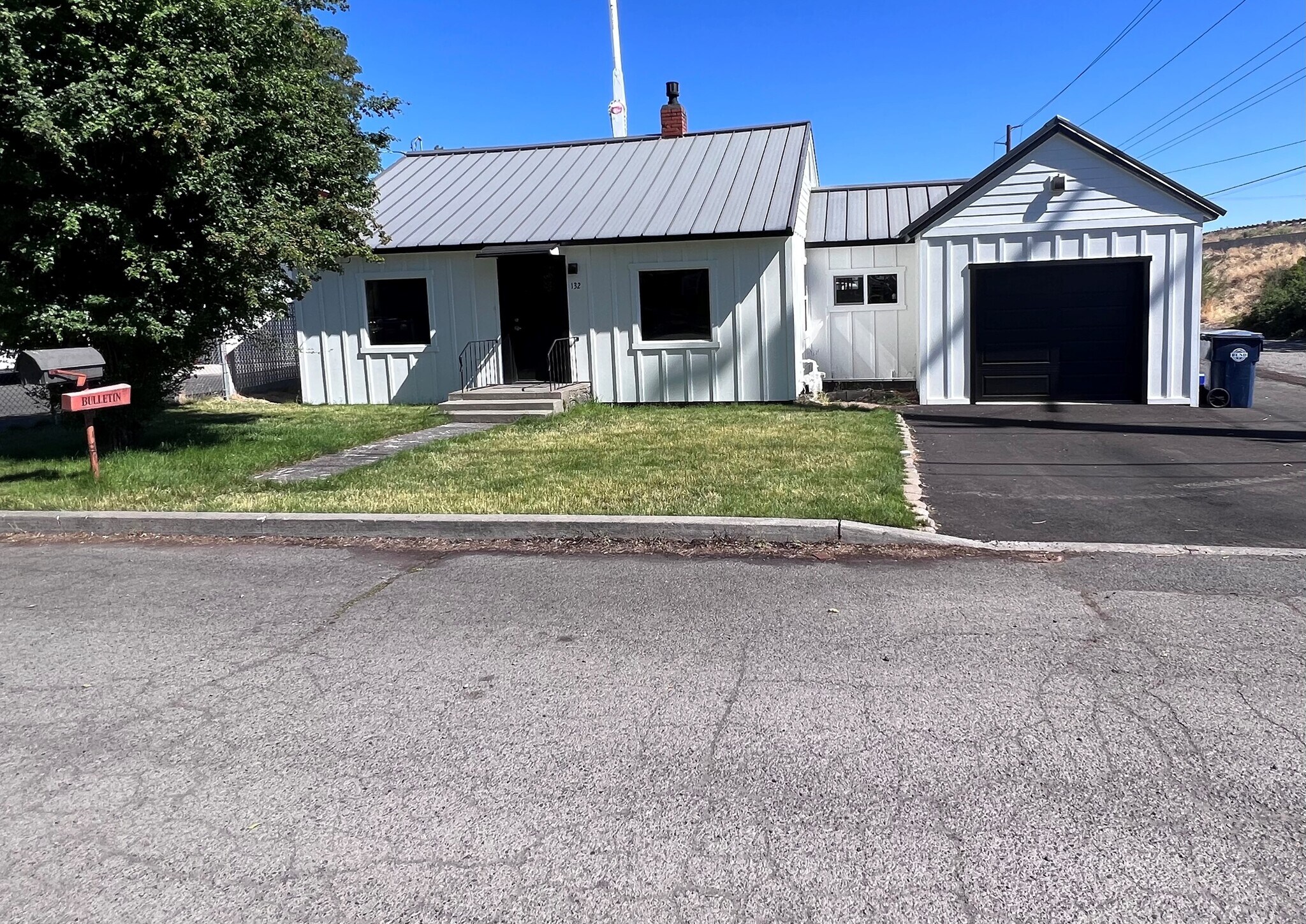 132 NE Yale Ave, Bend, OR for Rent