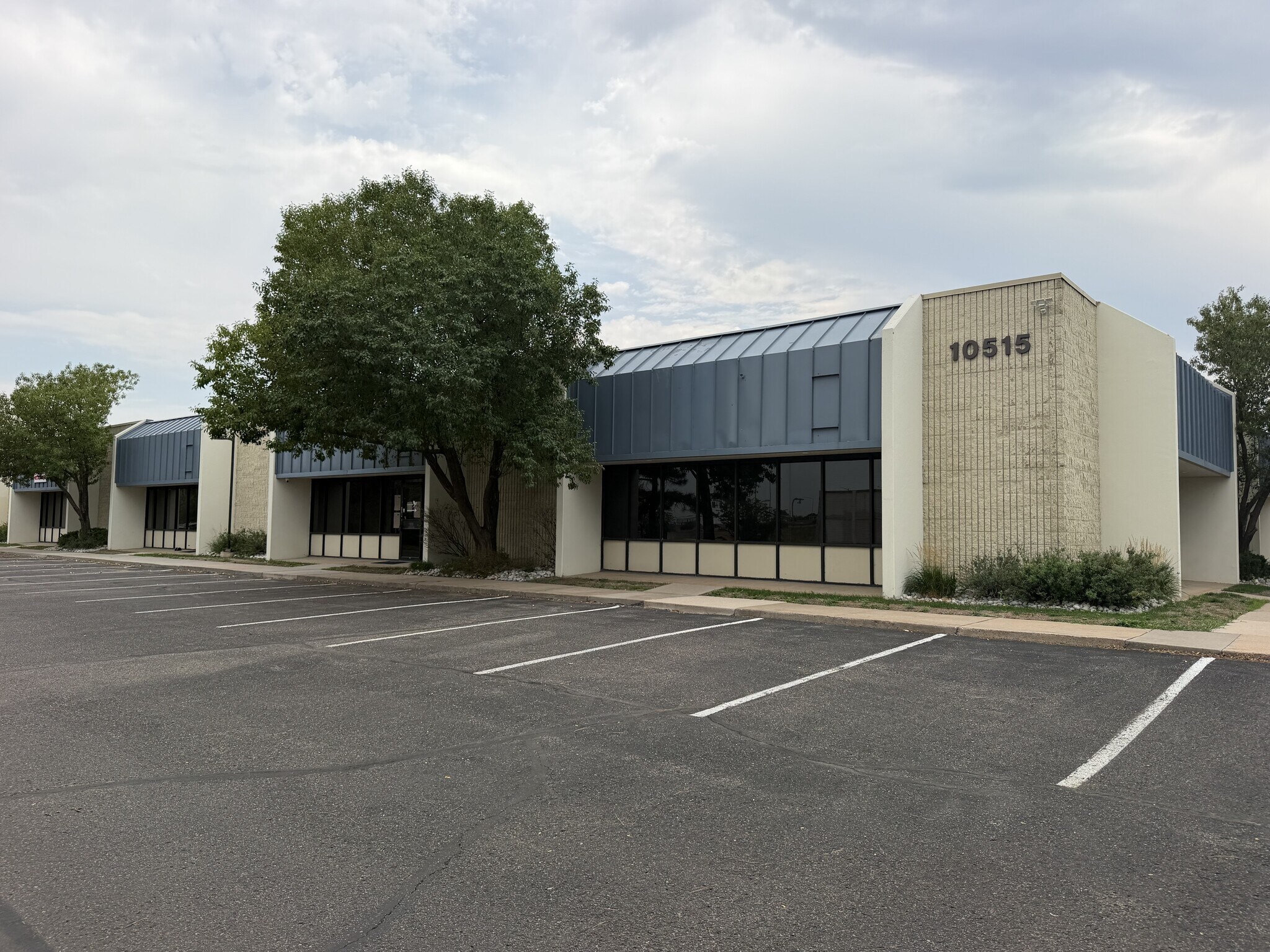 10515 E 40th Ave, Denver, CO for Rent