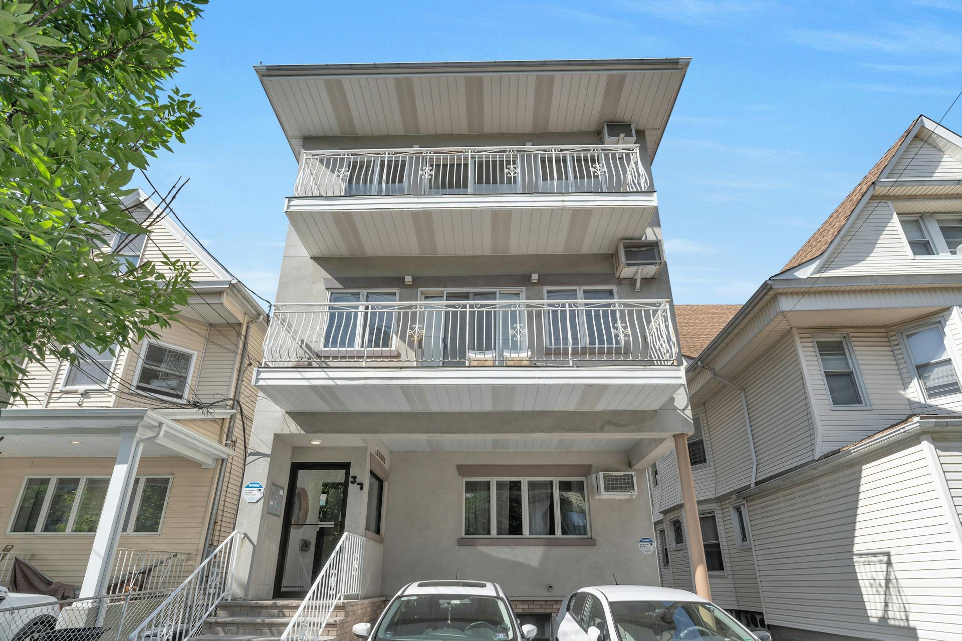 37 47th St, Weehawken, NJ for Sale