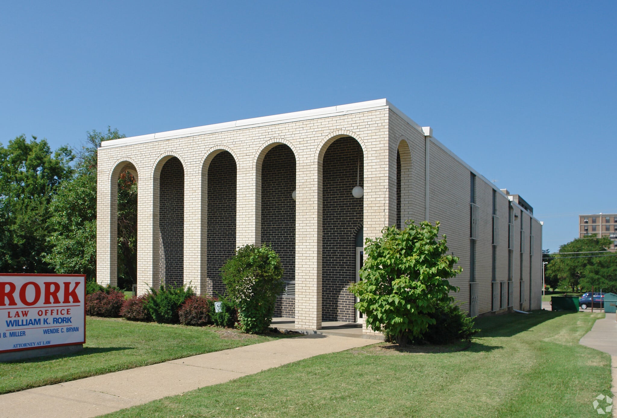 1321 SW Topeka Blvd, Topeka, KS for Rent