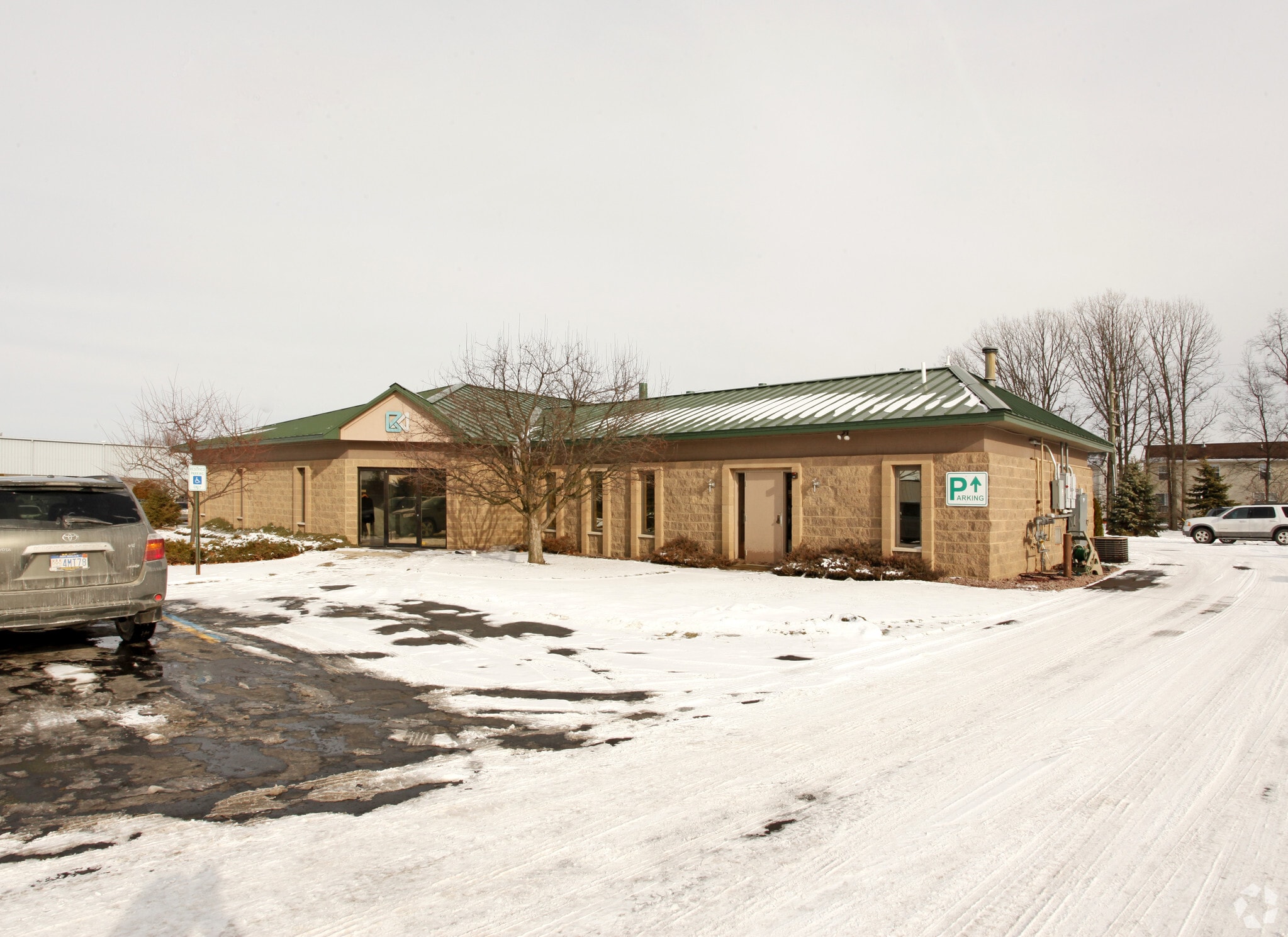 2434 Bishop Cir E, Dexter, MI for Sale