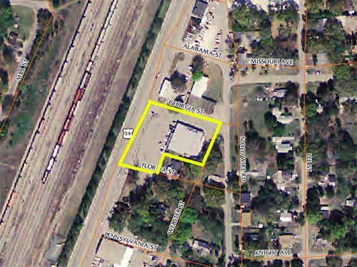 1006 N Main St, Wildwood, FL for Rent