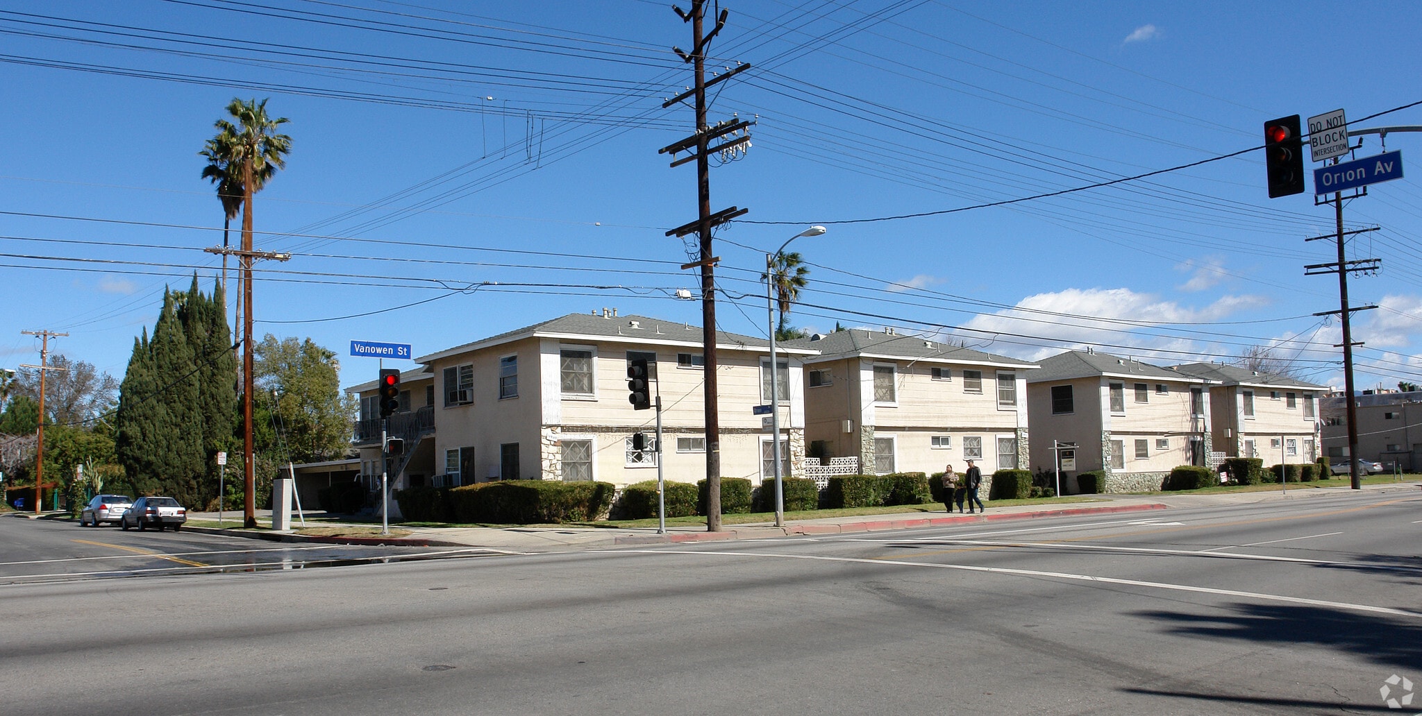 15445 Vanowen St, Van Nuys, CA for Sale
