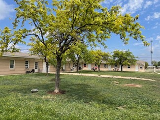 Amarillo, TX Apartments - 920 S Bryan St