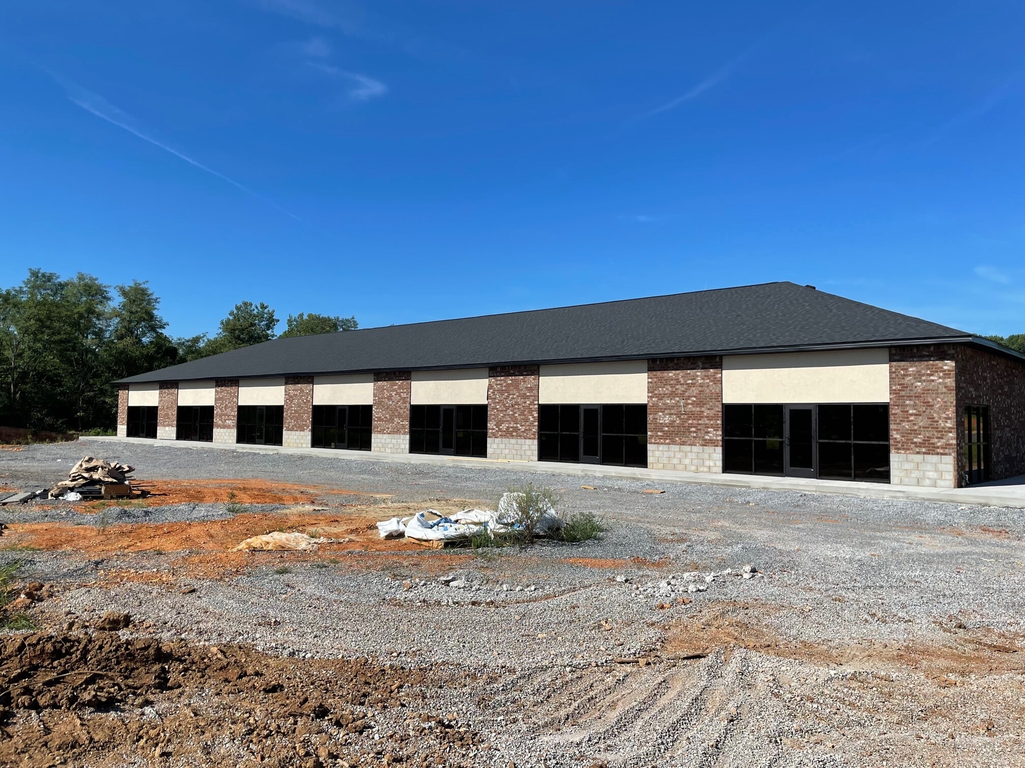 120 Merchants Clarksville, TN 37040 Office Property for Lease on