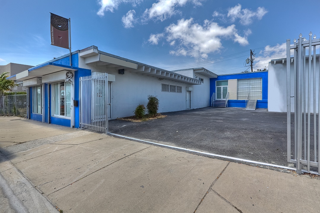 233 NW 36th St, Miami, FL for Rent