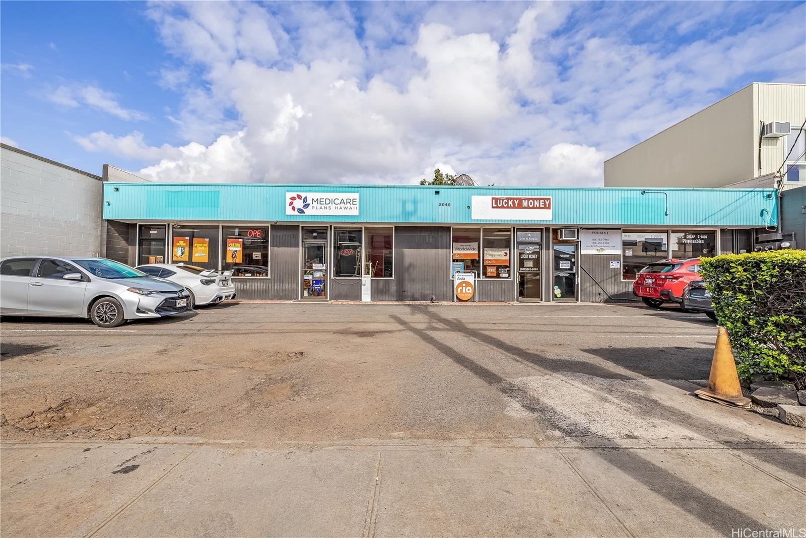 2046 N King St, Honolulu, HI for Sale