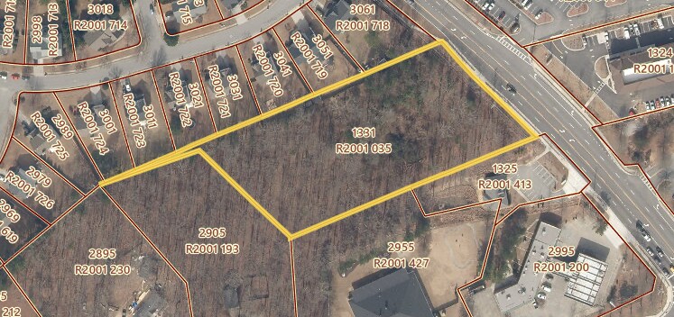 1331 Auburn Rd, Dacula, GA for Sale